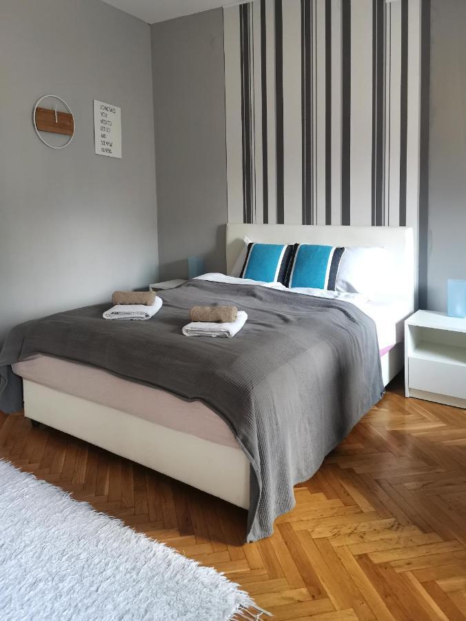 Center Apartment Iva Нови-Сад Экстерьер фото